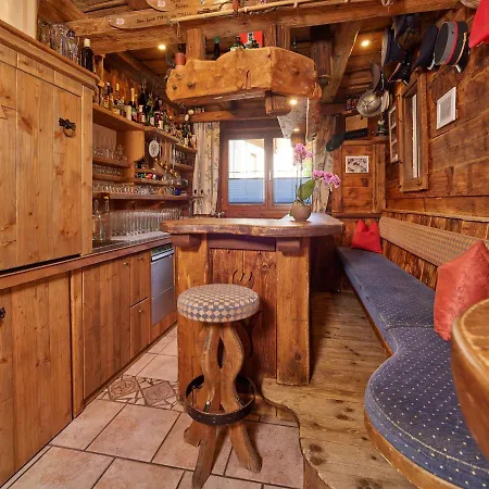 Konukevi Haus Erbhof Sölden