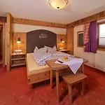 Haus Erbhof 3*