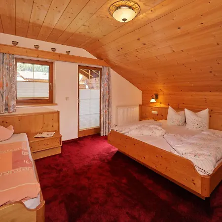 Haus Erbhof Гостьовий будинок