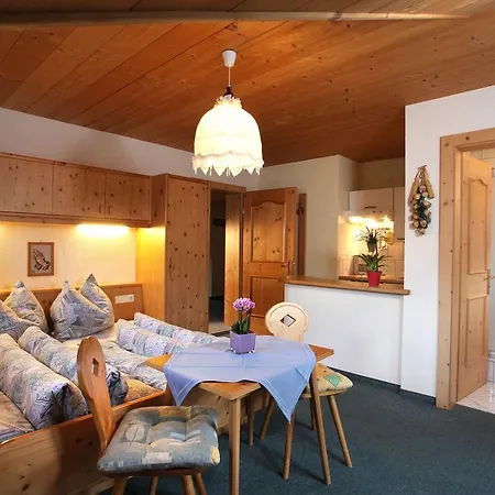 Гостьовий будинок Haus Erbhof Зельден