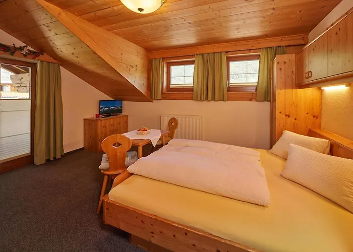 Haus Erbhof Гостевой дом 3*