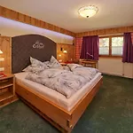 Haus Erbhof Guest house 3*